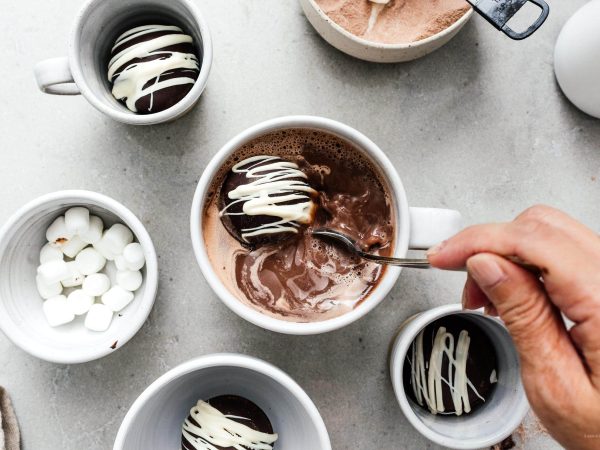 Coziest Homemade Hot Chocolate Bombs